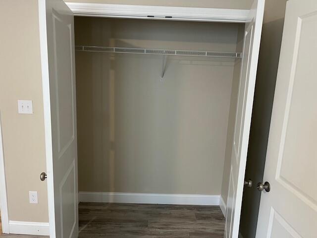 Building Photo - 4274 Captains Ct