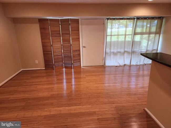 Building Photo - 7723 Donnybrook Ct