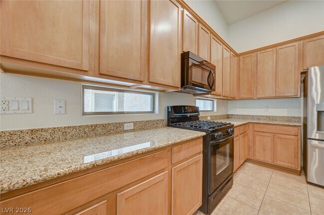 Building Photo - 5921 Altissimo St