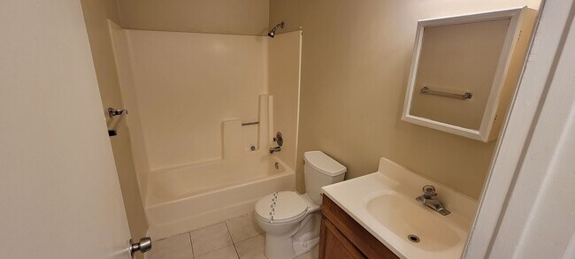 Building Photo - 4642 S Arlington Park Dr