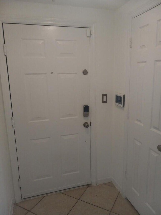 Building Photo - 6450 Emerald Dunes Dr