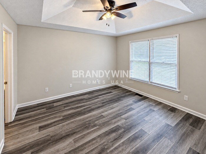 Building Photo - 160 Wesley Chapel Rd