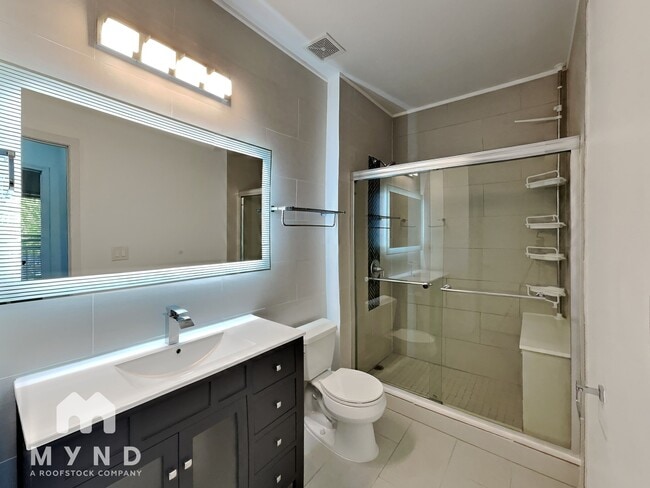 Building Photo - 4333 Dunwoody Park