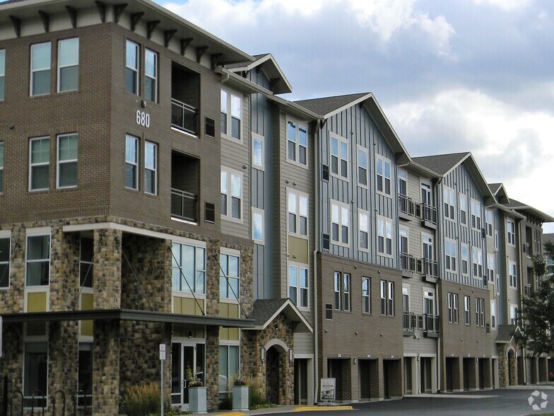 Apartments For Rent In Schaumburg Illinois 55 Rentals Apartmentfinder