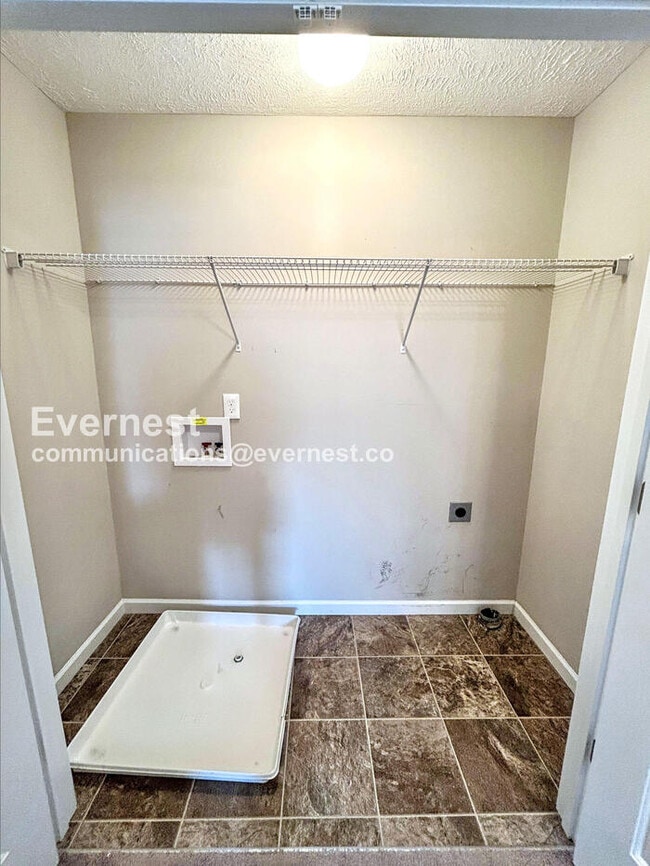 Building Photo - 5336 Dan Post Wy