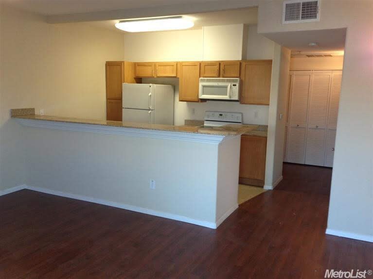 Building Photo - 4200 E Commerce Way