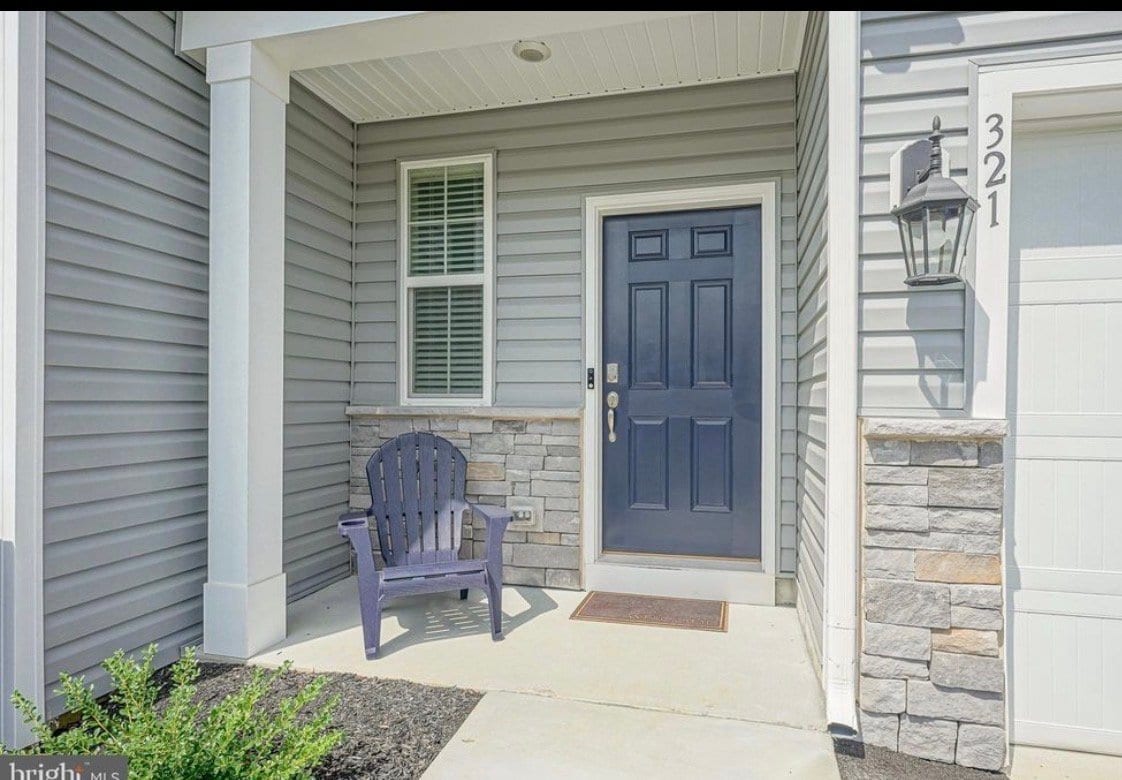 Building Photo - 321 Mazzeo Dr