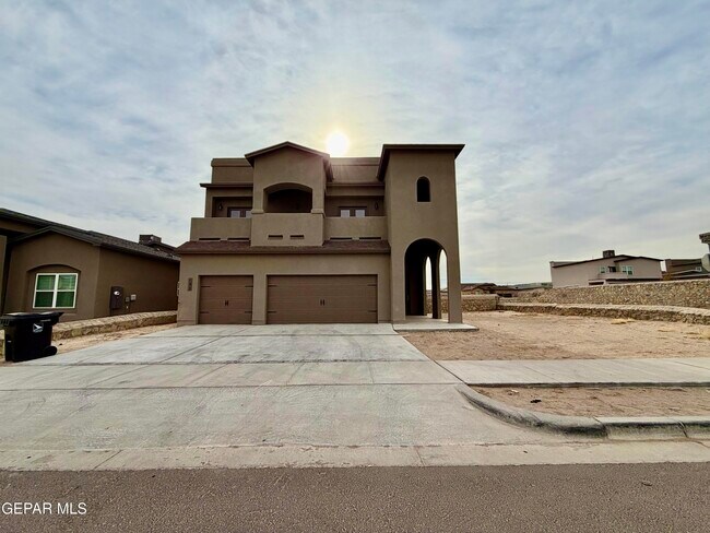 Building Photo - 122 Esther Trl