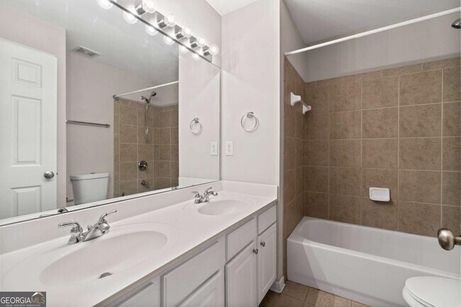 Building Photo - 4720 Wehunt Trail