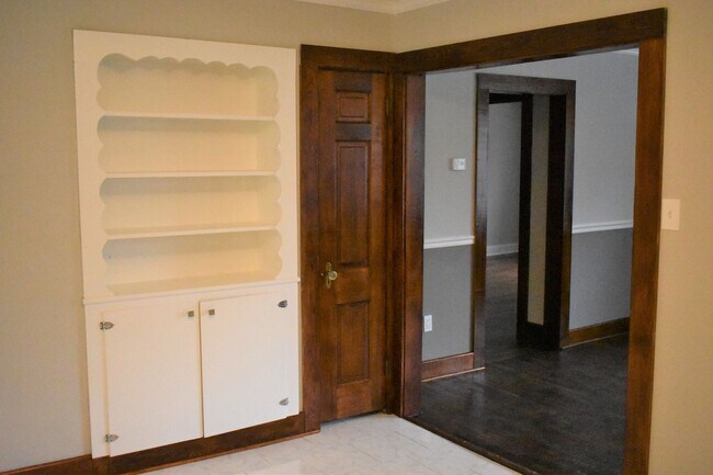 Building Photo - 3915 Holston Hills Rd