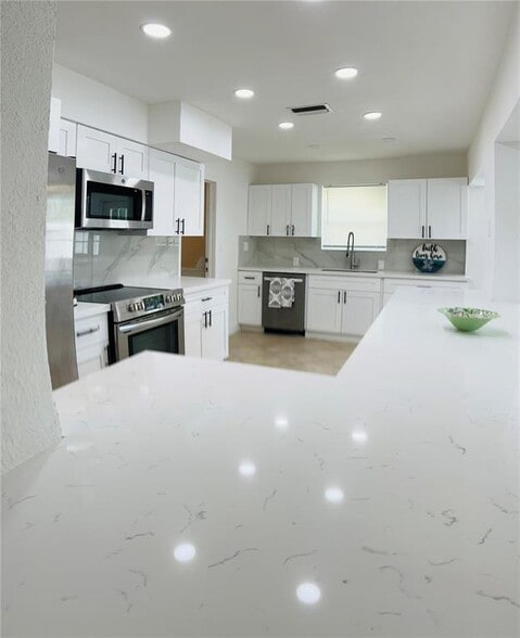 Building Photo - 3962 NW 36th Way