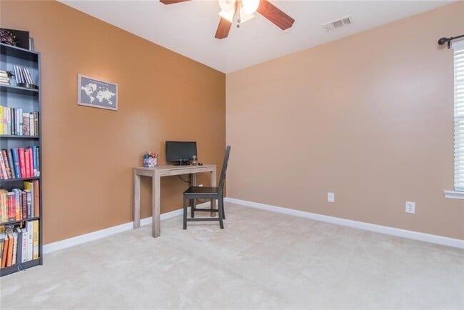 Building Photo - 519 Windstone Trail
