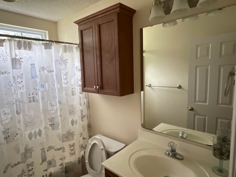 Building Photo - 405 Harbour Reef Dr