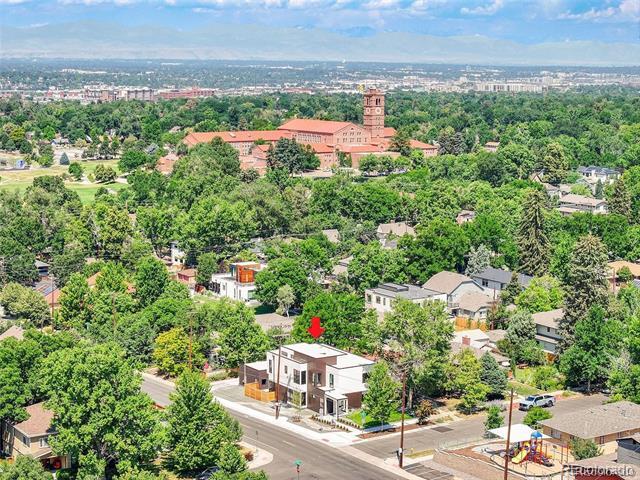 Building Photo - 1491 S York St
