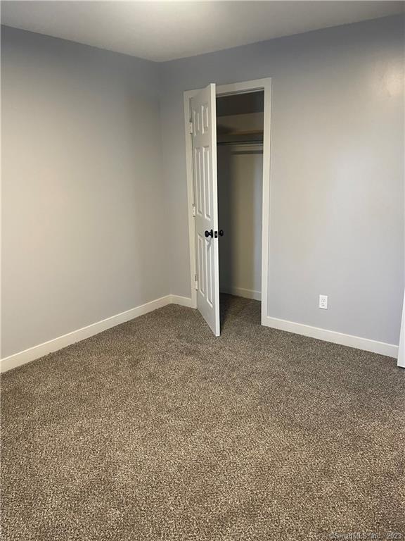 Building Photo - 83 Midway Oval