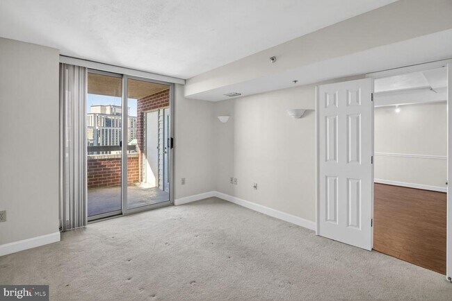 Building Photo - 1276 N Wayne St