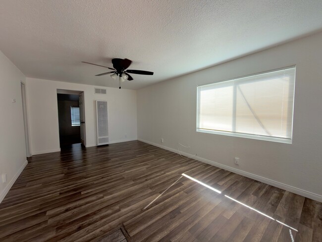 Building Photo - 2237 Prospect St