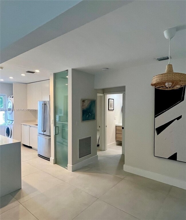 Building Photo - 337 SW 23rd Rd