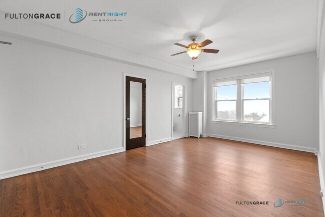 Building Photo - 534 W Stratford Pl