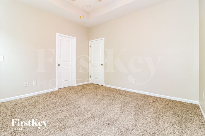 Building Photo - 979 Treymont Way