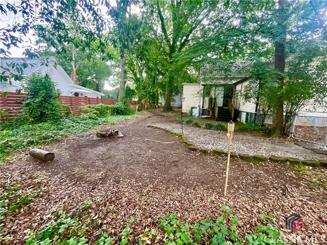 Building Photo - 895 Oconee St