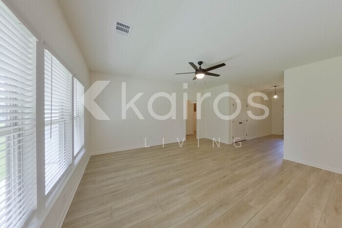 Building Photo - 103 Carencro St