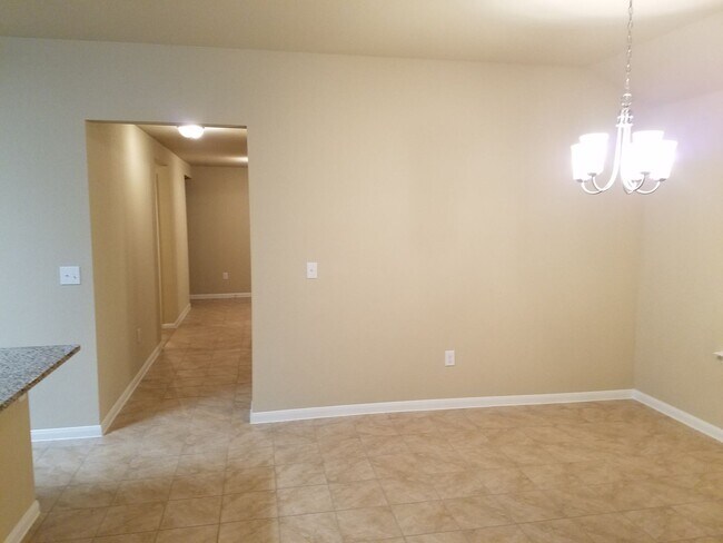 Building Photo - 5905 Montrelia Dr