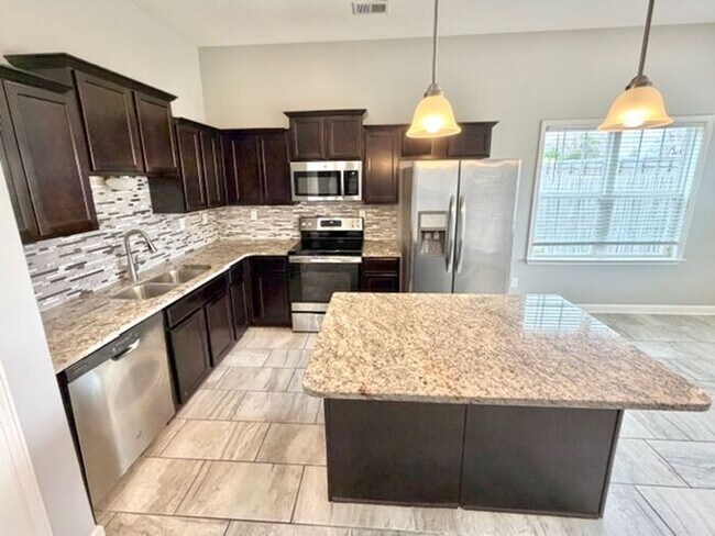 Building Photo - Now Leasing A Brand New 5 Bedroom 3 Bath Home In Olive Branch