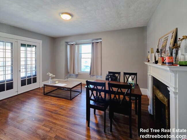 Building Photo - 229 Chestnut Hill Ave