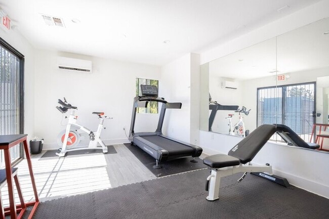 Building Photo - 5807 Laurel Canyon Blvd