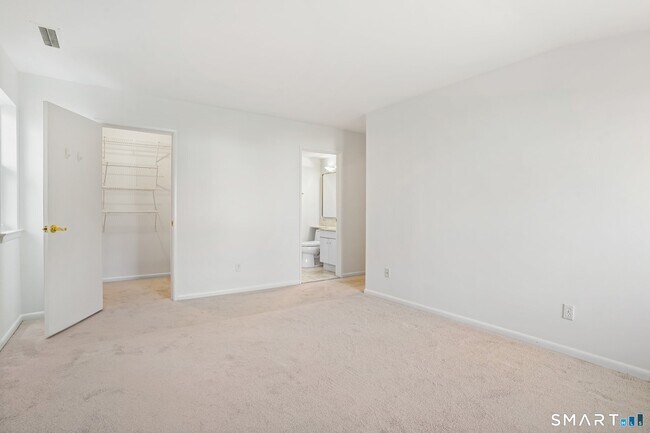 Building Photo - 106 Southport Woods Drive