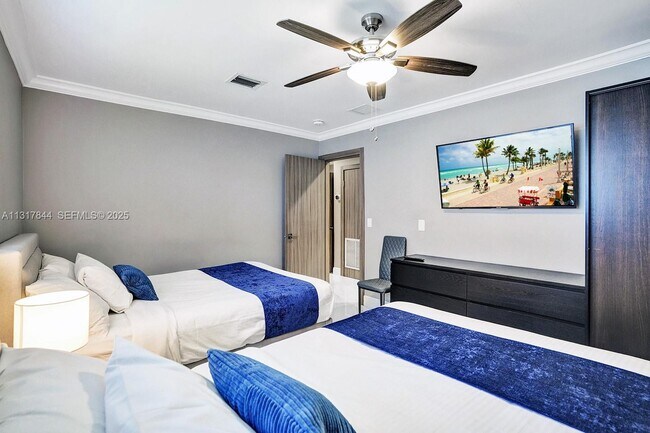 Building Photo - 1301 Rodman St