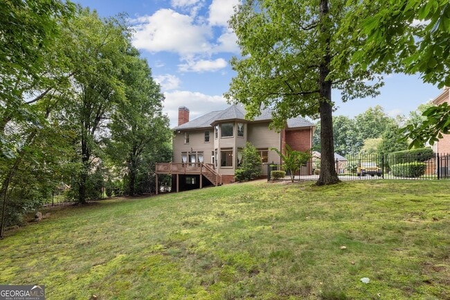Building Photo - 5170 Deerlake Dr