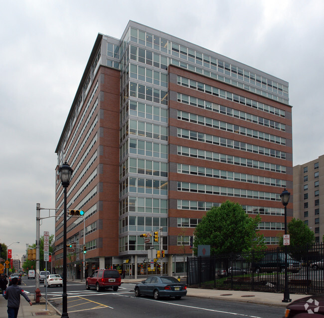 Primary Photo - University Square-Residence Hall