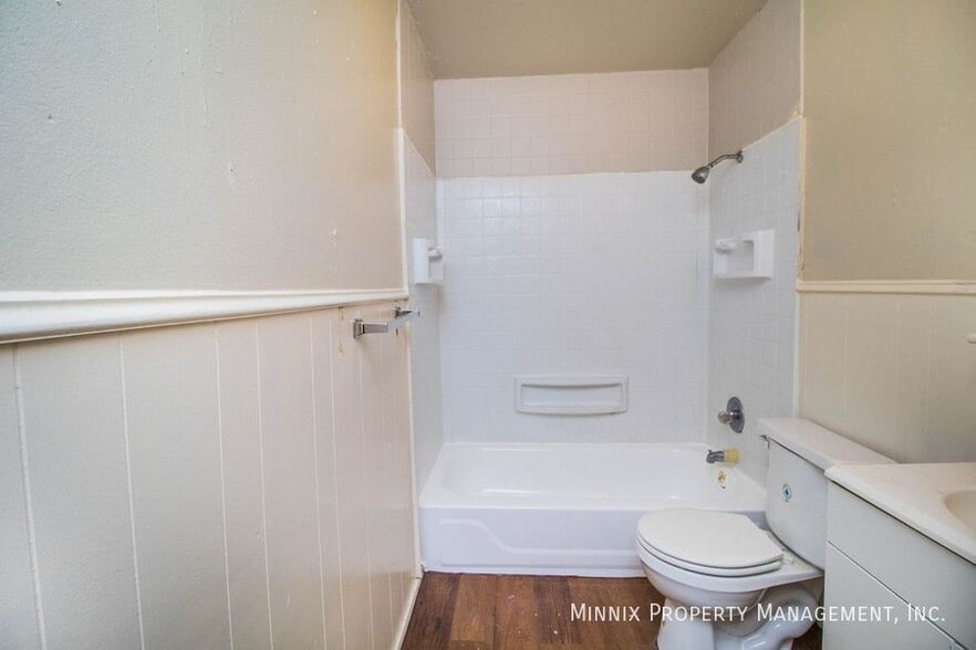 Building Photo - 4407 42nd St
