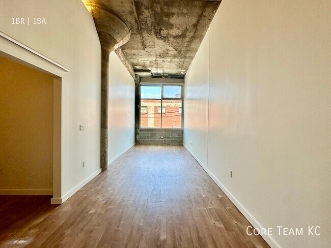 Building Photo - 1719 Walnut St