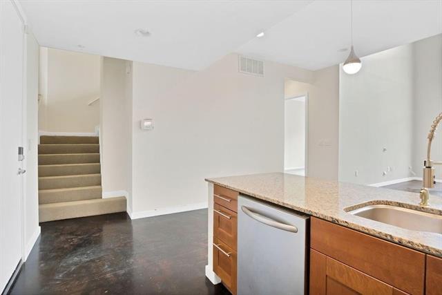 Building Photo - 2608 Museum Way