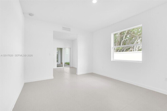 Building Photo - 27232 SW 159th Path
