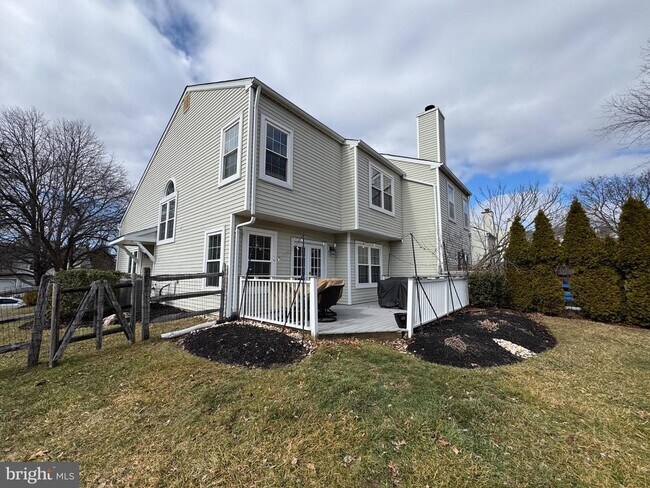 Building Photo - 17 Parkview Way