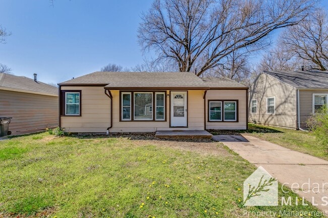 Primary Photo - Cute Northside 3 Bedroom!