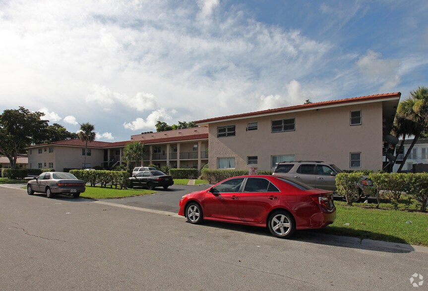 Jacobs Apartments - 10120 NW 36 St Coral Springs, FL 33065