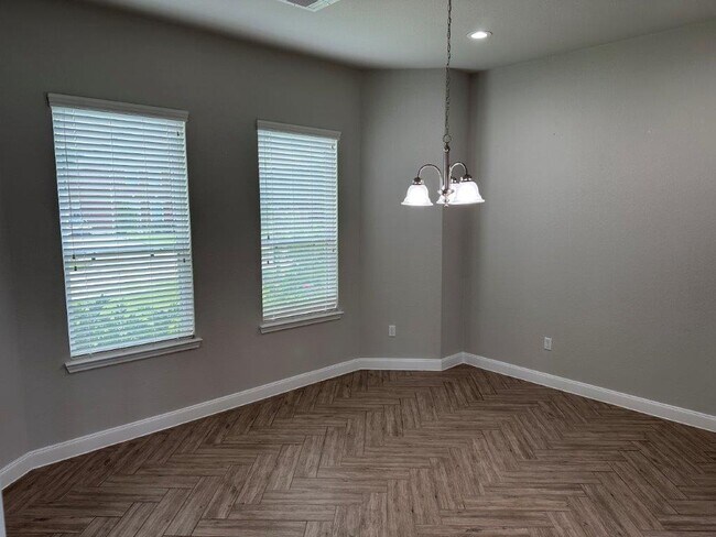 Building Photo - 16419 Lakewood Field Dr