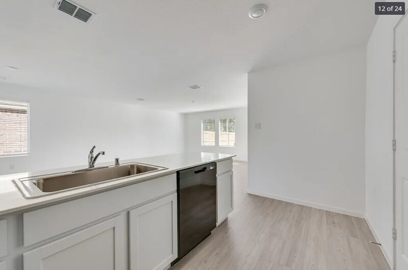 Building Photo - 11514 Gammon Ave