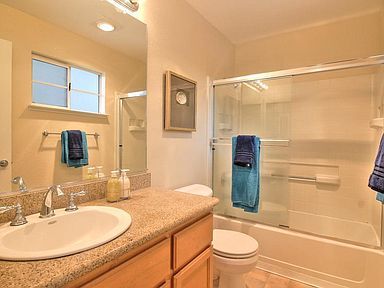 Building Photo - 2750 Somerset Park Cir