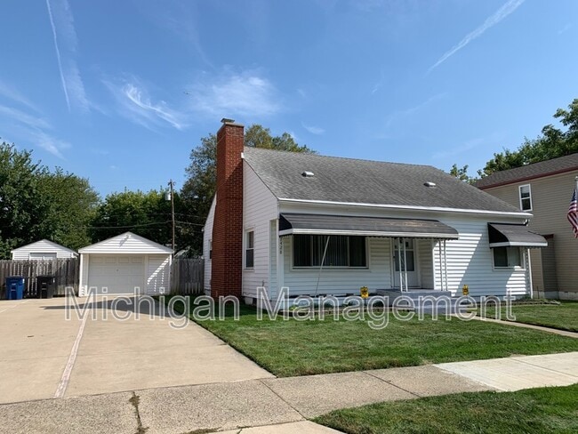 Building Photo - 7428 Deering St