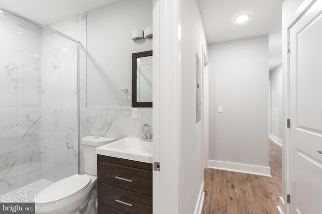 Building Photo - 1604 N 6th St