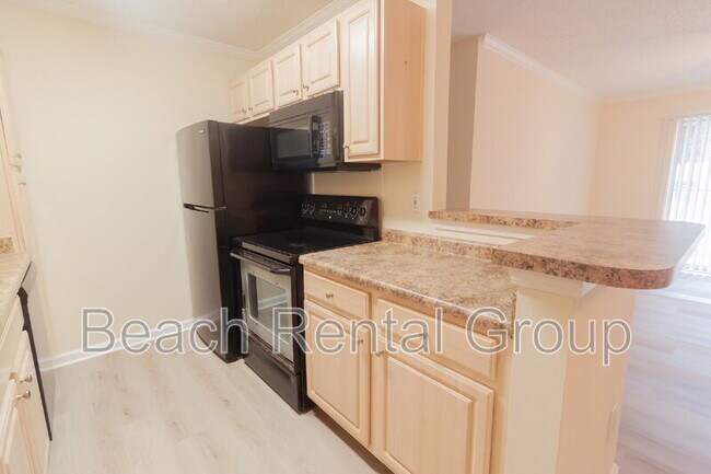 Building Photo - 3795 Hitchcock Way