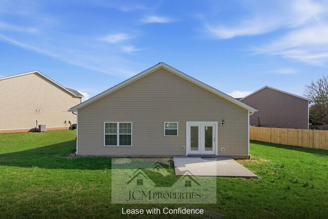 Building Photo - 925 Dawson Creek Way