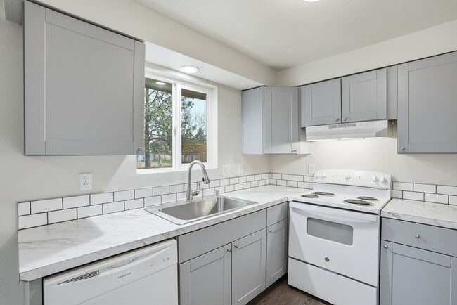 Building Photo - 10921 E 16th Ave