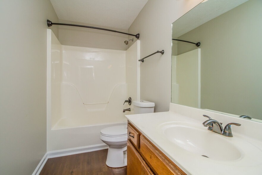 Building Photo - 1244 St Andrews Dr